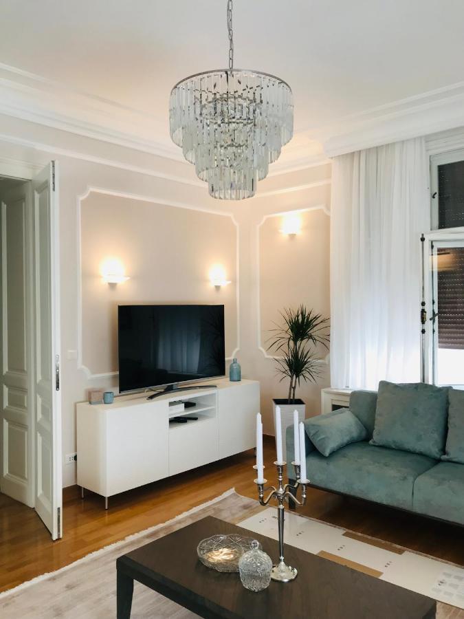Knez Sima Jacuzzi, 3 Bedrooms, Balcony In Stari Grad Белград Екстериор снимка