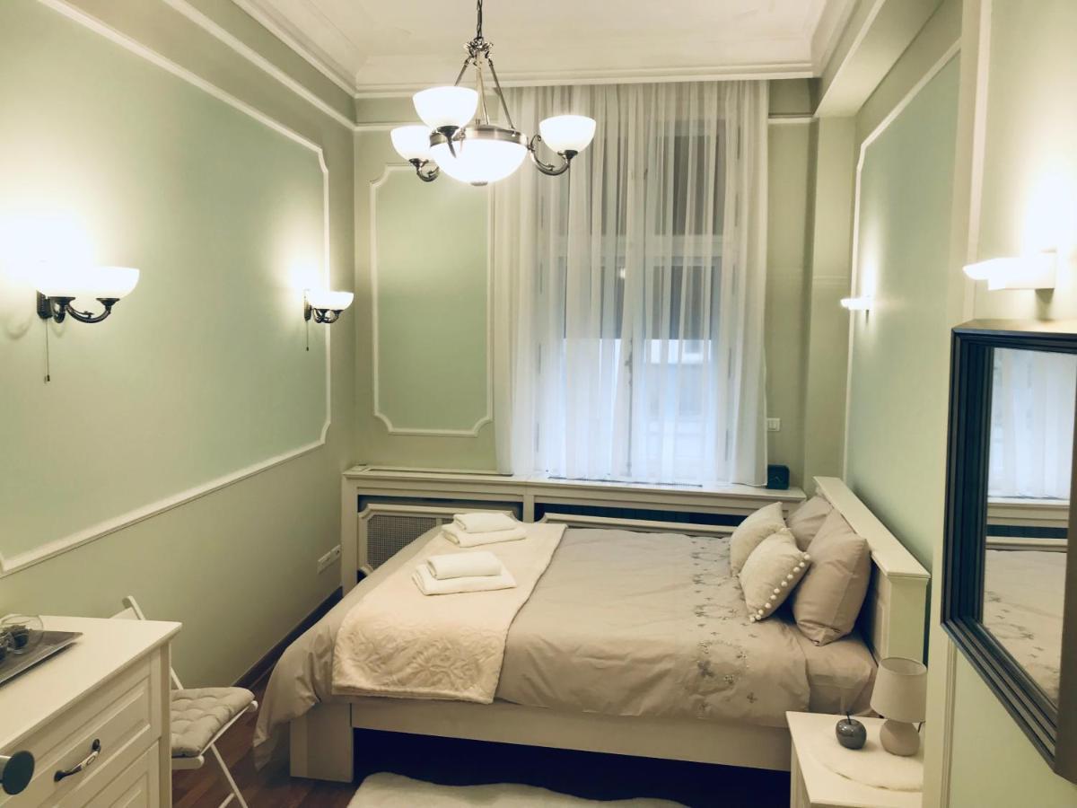 Knez Sima Jacuzzi, 3 Bedrooms, Balcony In Stari Grad Белград Екстериор снимка